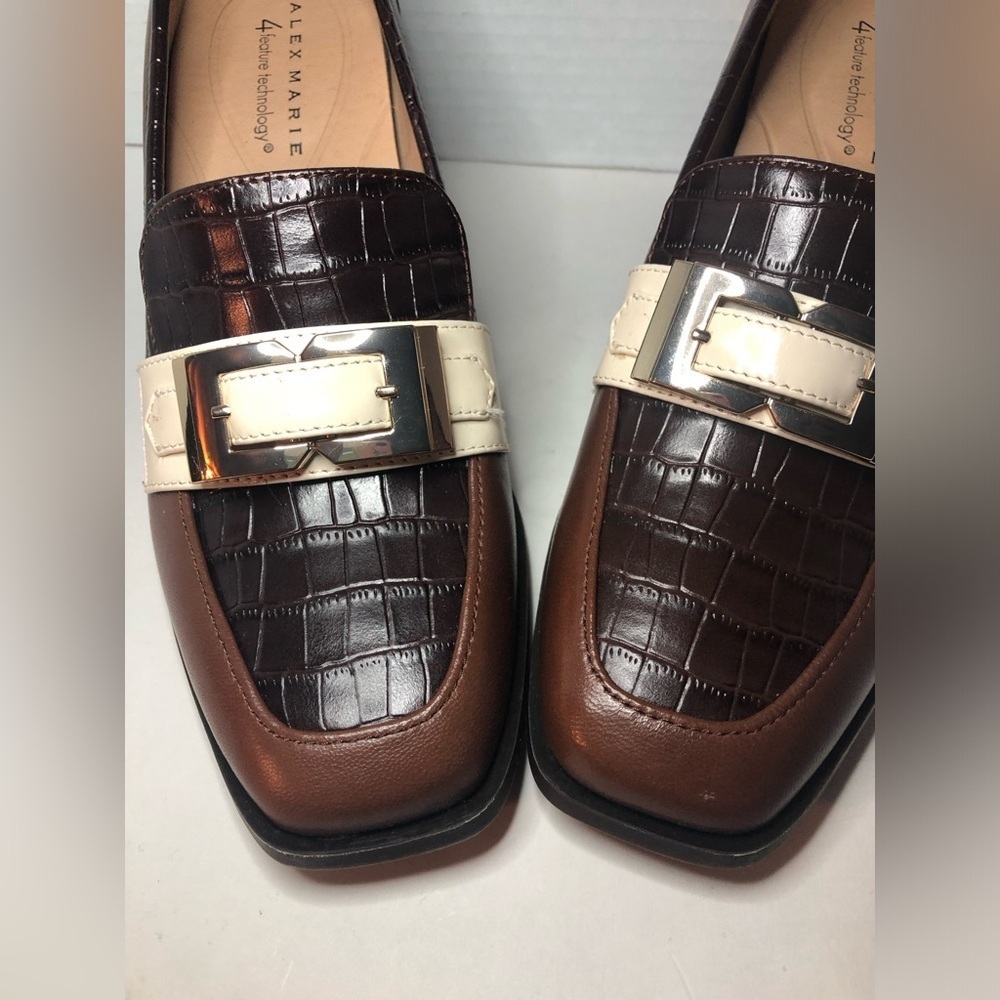 Alex Marie Elegant Brown and Cream Women's Loafers NEW size 6.5 - Picture 9 of 16